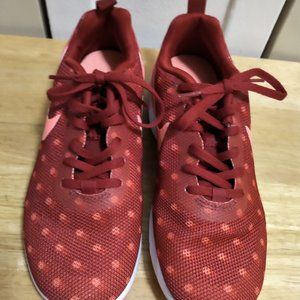 Nike Run Flyknit Women’s Sneakers NWOT